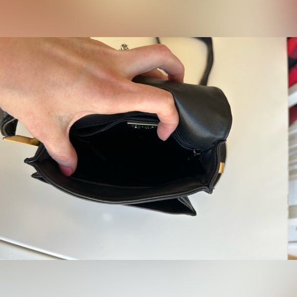 Leather cross body bag - Picture 13 of 13